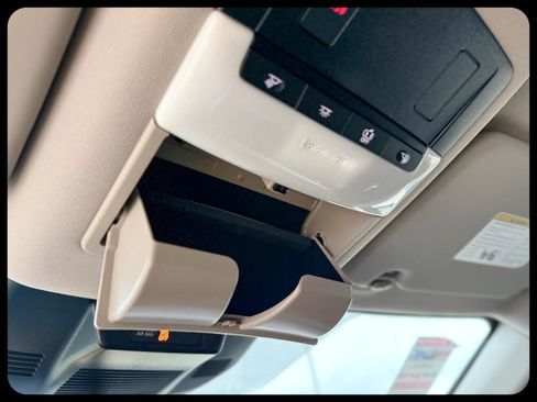 New 2026 Nissan Rogue SV w/ Cold Weather Package FWD image 31