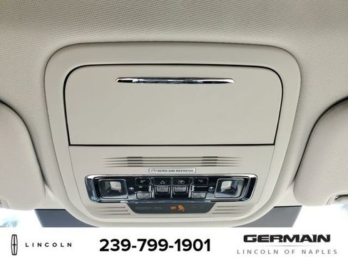 New 2025 Lincoln Aviator 2WD w/ Equipment Group 101A image 32