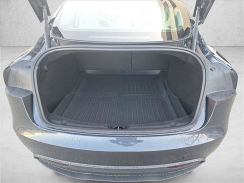 Used 2025 Tesla Model 3 Long Range image 16