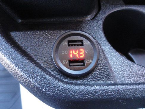 Used 2019 Ford Transit 250 130 Medium Roof image 21