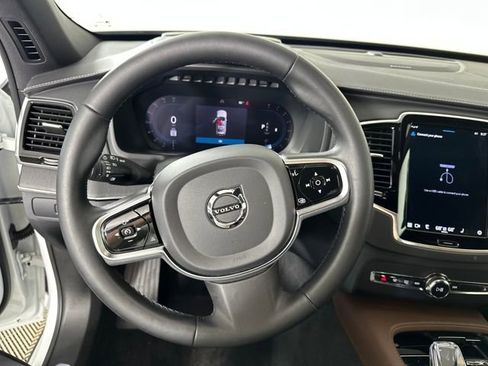 Used 2023 Volvo XC90 B6 Ultimate image 14