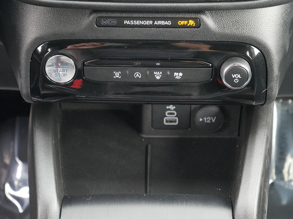 Used 2024 Ford Escape ST-Line w/ Tech Pack #1 AWD/4WD image 22
