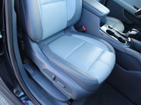 Used 2020 Chevrolet Blazer LT image 25