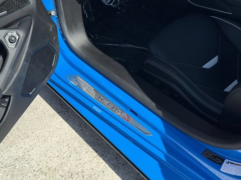 Used 2021 Lamborghini Huracan EVO RWD image 40