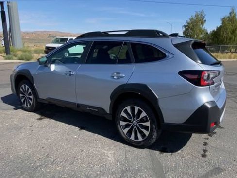Used 2024 Subaru Outback Limited AWD/4WD image 6