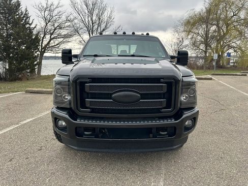 Used 2015 Ford F250 Platinum image 3