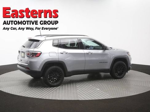Used 2022 Jeep Compass Latitude AWD/4WD image 41