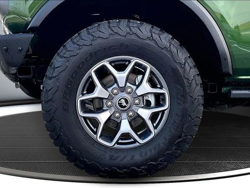 Used 2024 Ford Bronco Badlands image 31