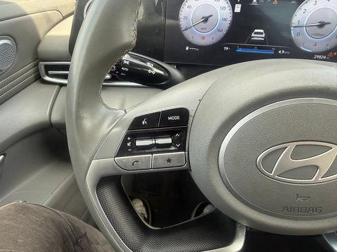 Used 2024 Hyundai Elantra SEL w/ Convenience Package FWD image 21