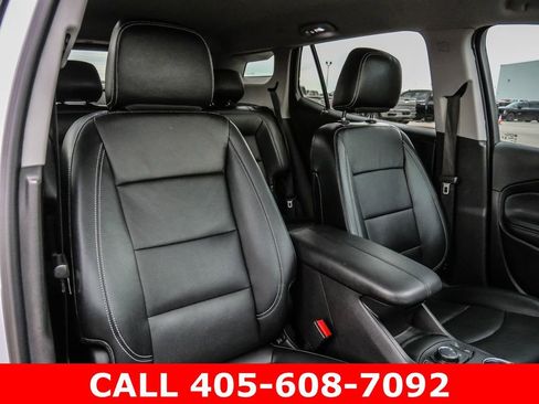 Certified 2024 GMC Terrain SLT AWD/4WD image 16