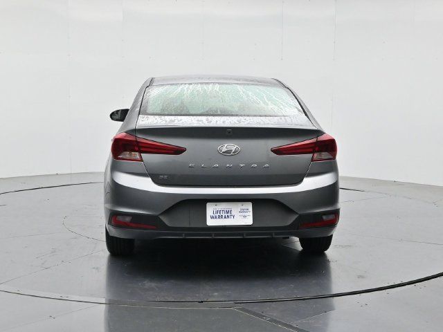 Used 2019 Hyundai Elantra SE FWD image 8