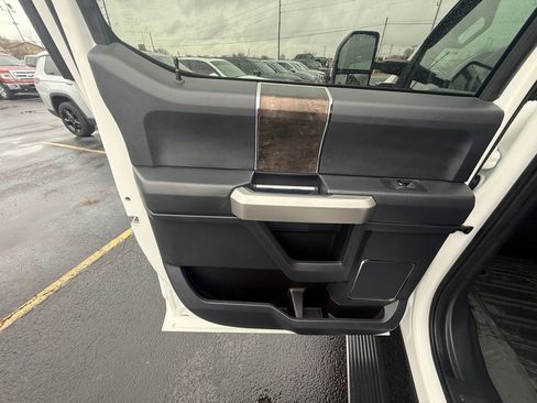 Used 2022 Ford F350 Lariat w/ Lariat Ultimate Package image 16