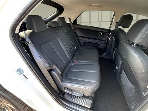 New 2026 Hyundai Ioniq 5 SEL image 9