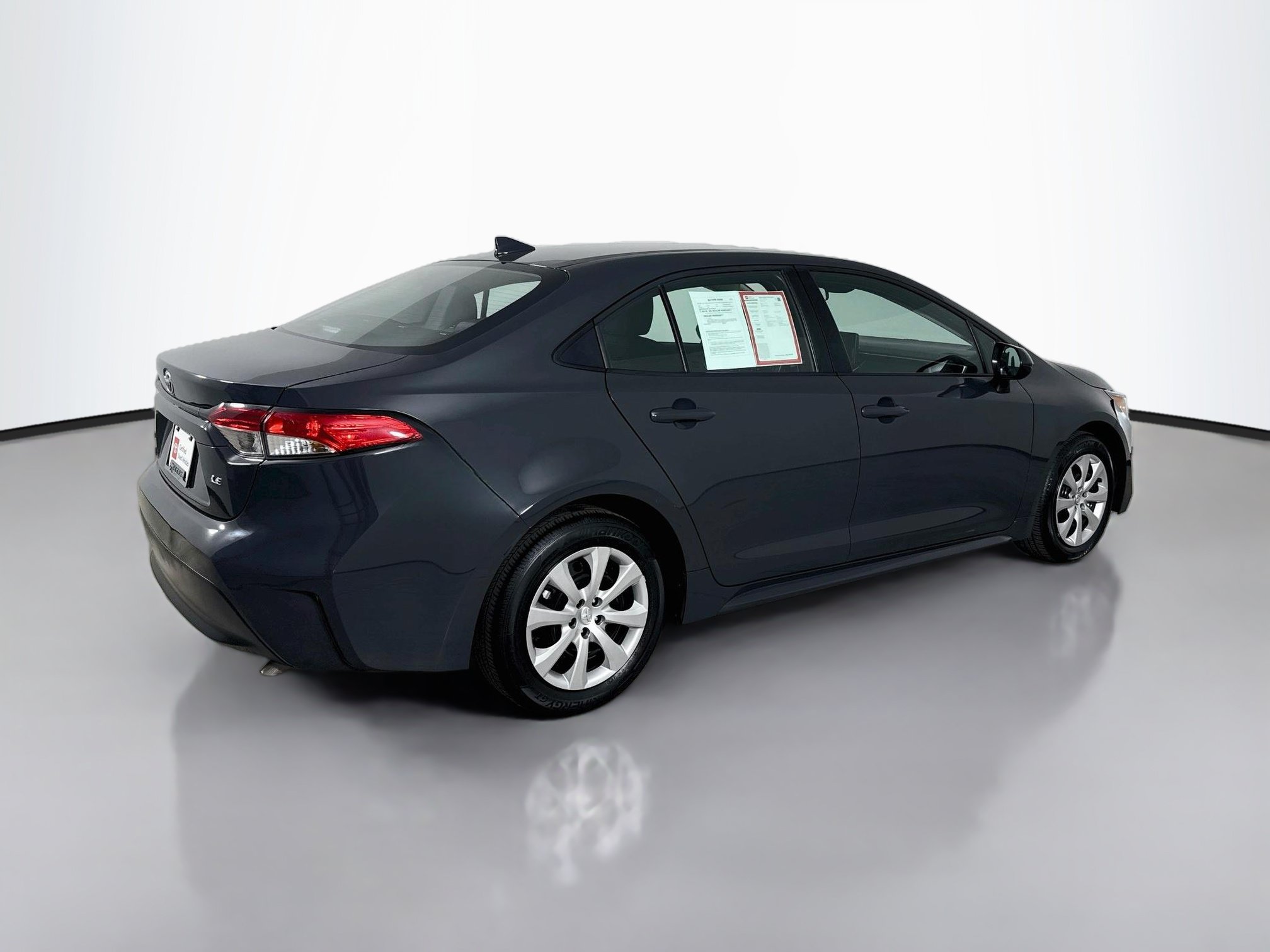 Certified 2025 Toyota Corolla LE FWD image 8