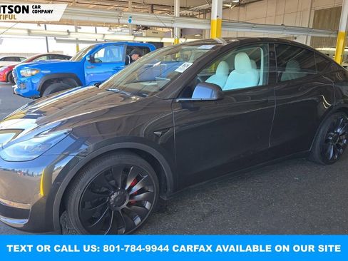 Used 2025 Tesla Model Y Performance image 1