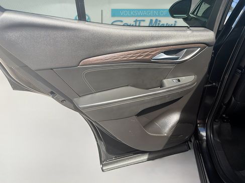 Used 2023 Buick Envision Avenir FWD image 26