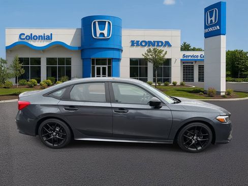 Used 2024 Honda Civic Sport image 8