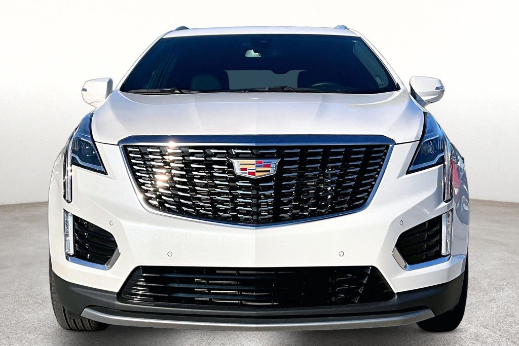 Used 2025 Cadillac XT5 Premium Luxury AWD/4WD image 3