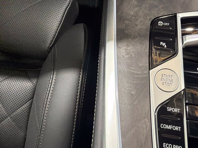 Certified 2024 BMW X7 xDrive40i w/ M Sport Package AWD/4WD image 42