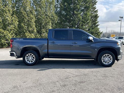 Used 2021 Chevrolet Silverado 1500 LT image 2