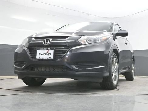 Used 2017 Honda HR-V LX image 37