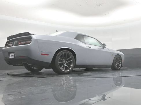 Used 2022 Dodge Challenger R/T Scat Pack RWD image 48