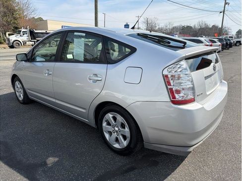 Used 2009 Toyota Prius Hatchback 4D image 4