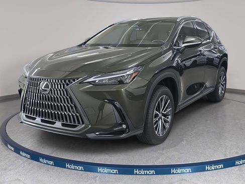 Used 2025 Lexus NX 250 FWD w/ Premium Package image 1