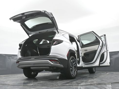 Certified 2025 Hyundai Tucson Limited image 50