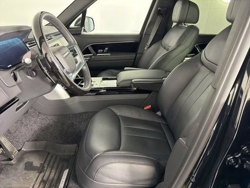 Used 2026 Land Rover Range Rover Long Wheelbase SE AWD/4WD image 10