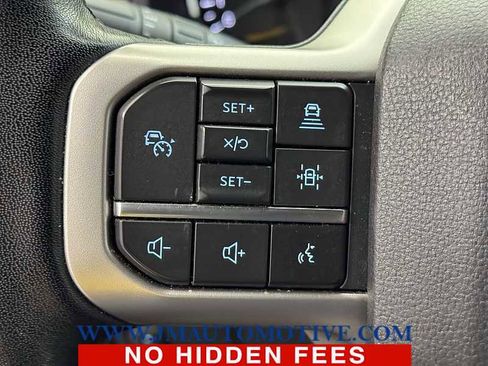 Used 2023 Ford Expedition Limited image 44