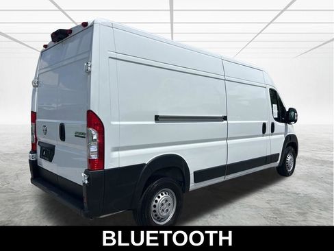 Used 2025 RAM ProMaster 2500 w/ Convenience Group FWD image 5