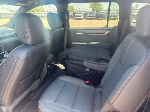 Used 2024 GMC Acadia AT4 w/ Super Cruise Package AWD/4WD image 23