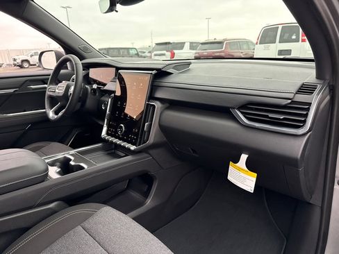 New 2026 GMC Acadia Elevation AWD/4WD image 42
