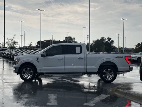 Used 2023 Ford F150 Lariat image 4