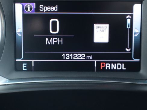 Used 2019 Chevrolet Traverse LT w/ LT Premium Package FWD image 18