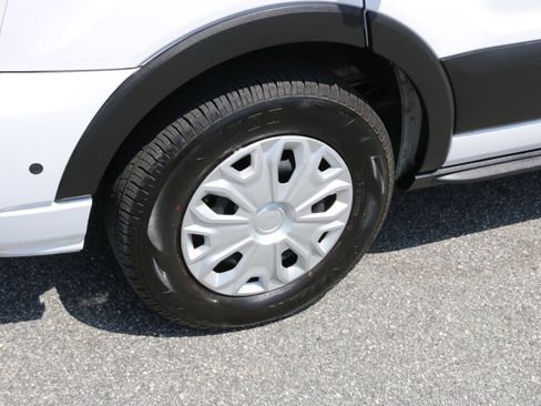 Used 2024 Ford Transit 350 XLT image 13