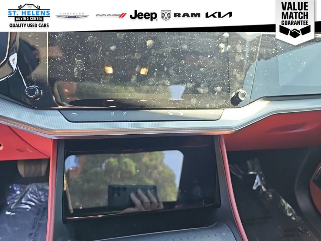 Used 2024 Jeep Wagoneer Limited AWD/4WD image 32