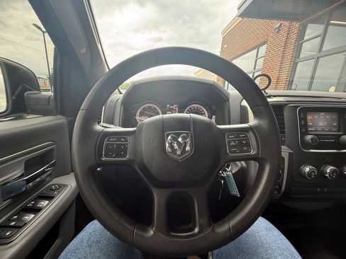 Used 2018 RAM 1500 Classic SLT AWD/4WD image 20