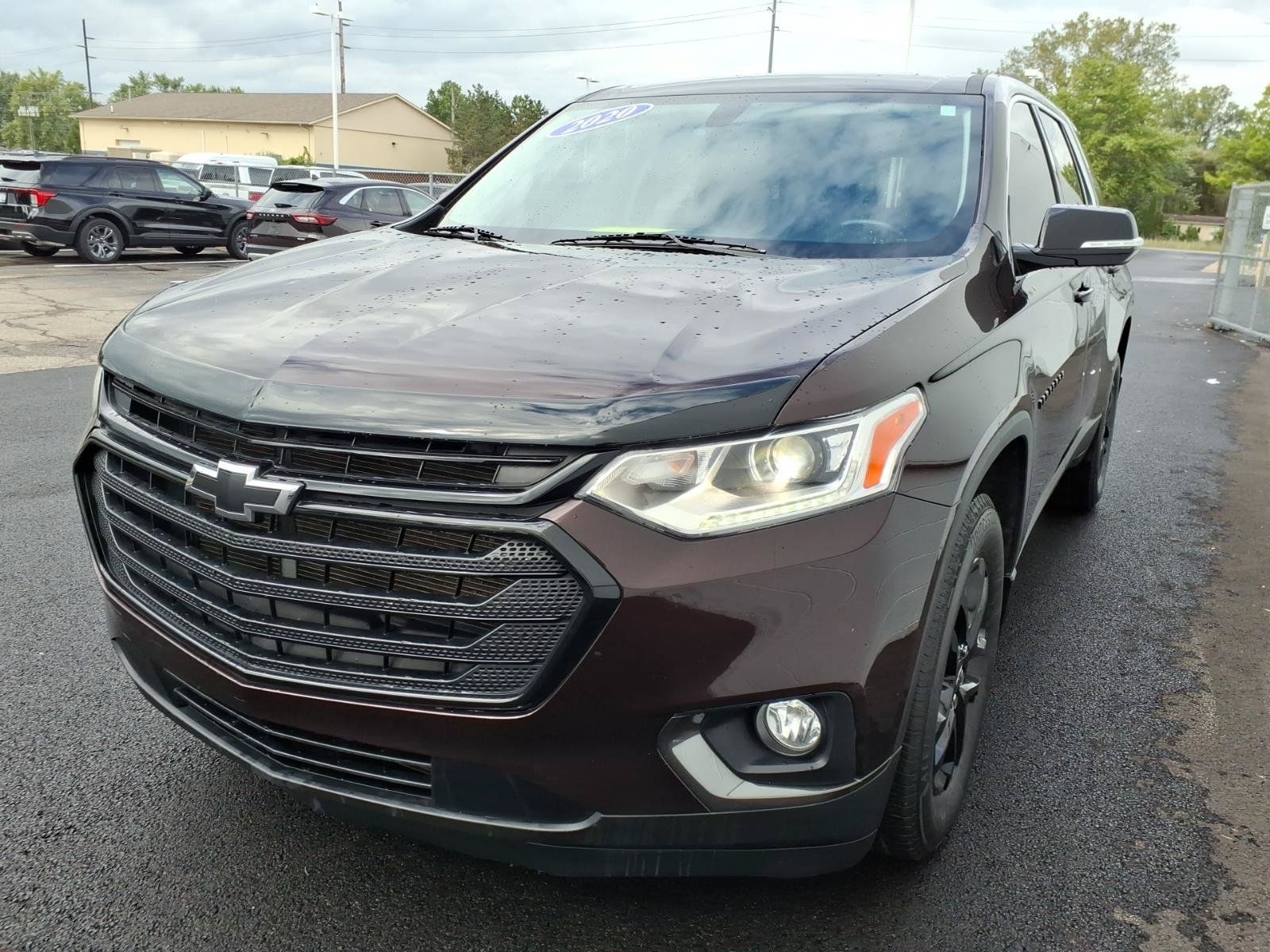 Used 2020 Chevrolet Traverse LT FWD image 3