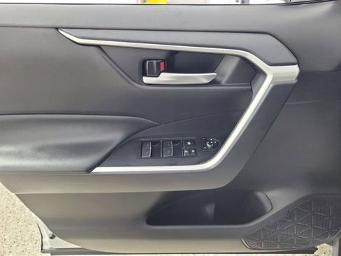 Used 2024 Toyota RAV4 XLE w/ Convenience Package FWD image 22