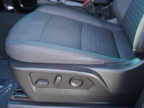 Used 2025 Chevrolet Silverado 1500 LT image 20