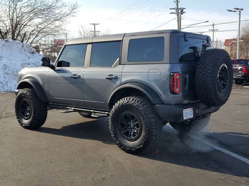 Used 2023 Ford Bronco Wildtrak image 4