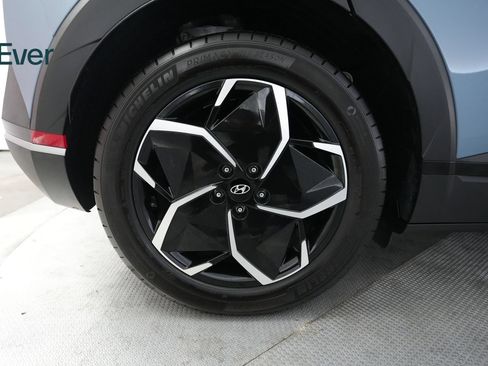 Used 2024 Hyundai Ioniq 5 SEL RWD image 21