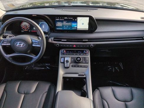 Used 2024 Hyundai Palisade SEL w/ Premium Package FWD image 15