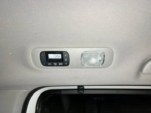 Used 2024 Honda Odyssey Touring image 23