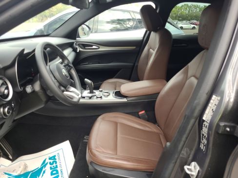 Used 2024 Alfa Romeo Stelvio Ti w/ Active Assist Plus Package image 10