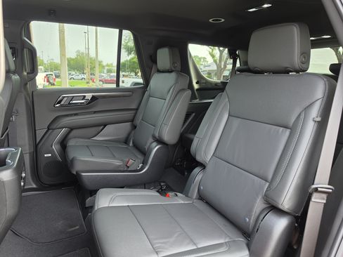 New 2026 Chevrolet Tahoe Z71 w/ Comfort Package AWD/4WD image 24