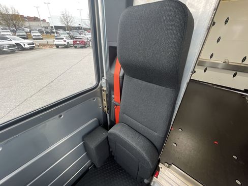 New 2025 Chevrolet Brightdrop 400 image 65