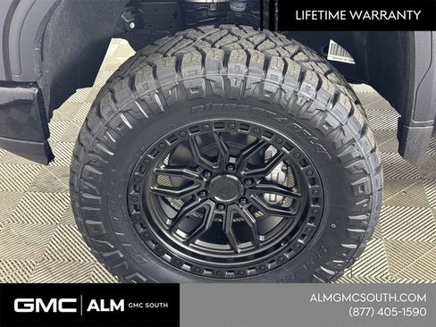 New 2026 GMC Sierra 1500 Elevation image 13